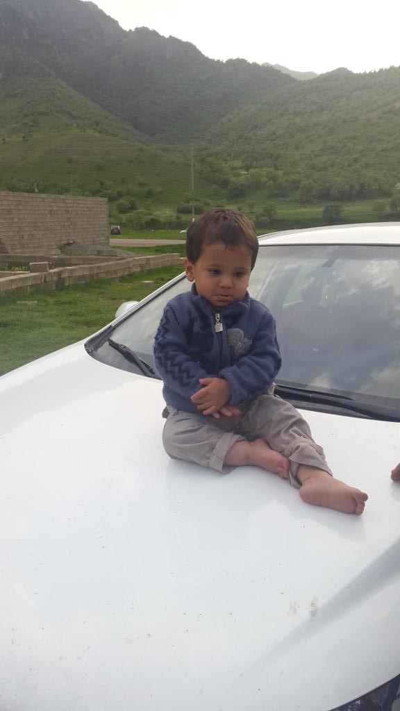 كاتئ عشق ته واو ئه بيت 
ئيتر نؤره ى مردن ديت......