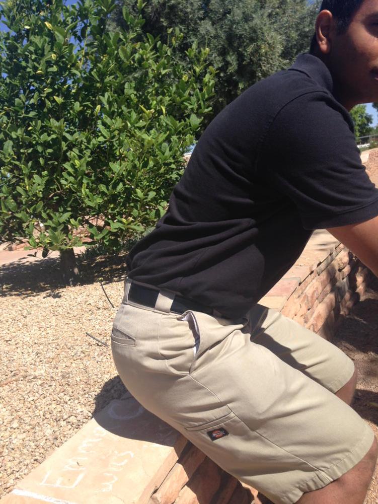 AndrosTheGreat's tweet photo. When the booty game so strong! #booty #squat #legday #datform #ironbuns http://t.co/Yd7a3arZnu