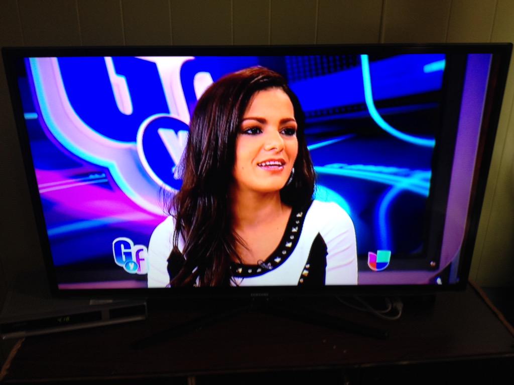 gisell30_gisel's tweet photo. adelante nathalia te segimos hasta china ,mientras unas celebran disk la amistad a ti se te abren puertas👍🙏👏 http://t.co/dy2OGsG63A