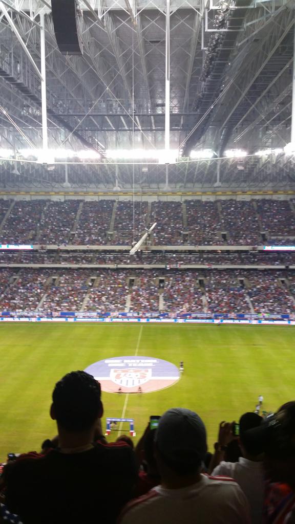 Marco16Jr's tweet photo. #USMNT #DosaCero #AOLaredo http://t.co/DxjonTIhqV