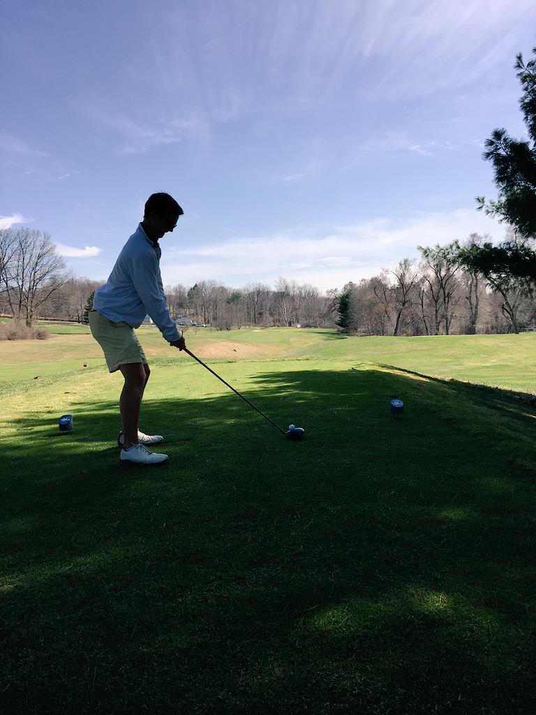 MillbrookGolf's tweet photo. Greenwich native Andrew Purse teeing off on number 8 today. #Finally http://t.co/6fswI0MmJJ