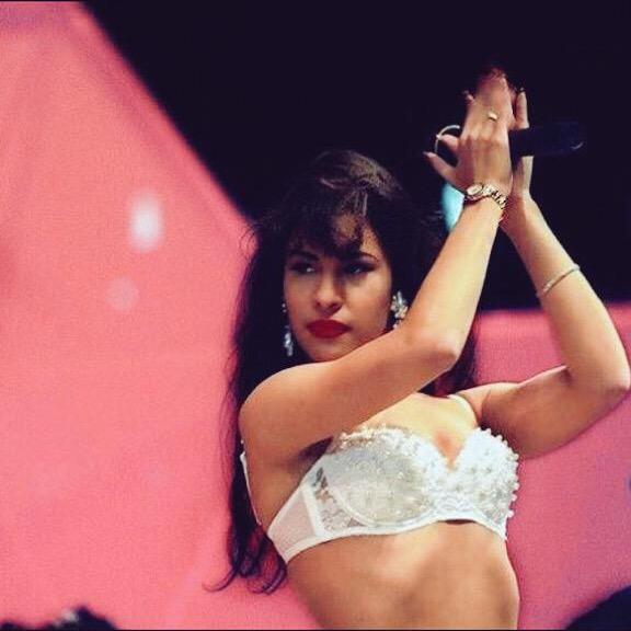 Happy birthday to the queen, Selena Quintanilla 