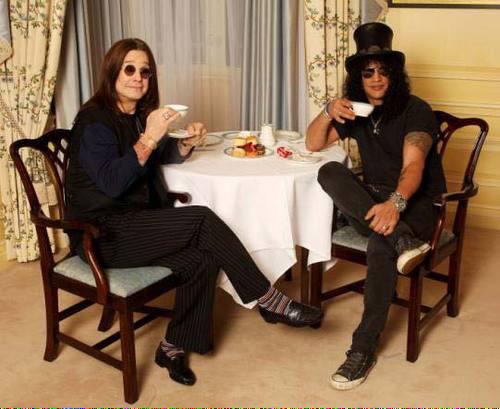 ppleating's tweet image. Ozzy and Slash having a tea party.   #funFact Shortly after taking this picture, Slash's hair drank all remaining tea