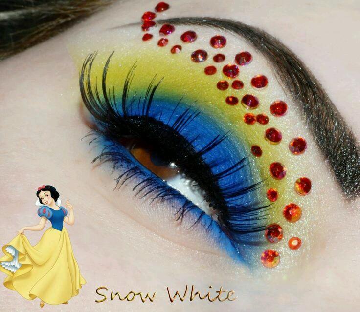 Disney Channel on Twitter: "Snow White eye makeup &amp; Nail Design ❤💙💛 #Disney #Disneyprincess #EyeMakeup #makeup #DisneyFashion #Beauty #nails / Twitter