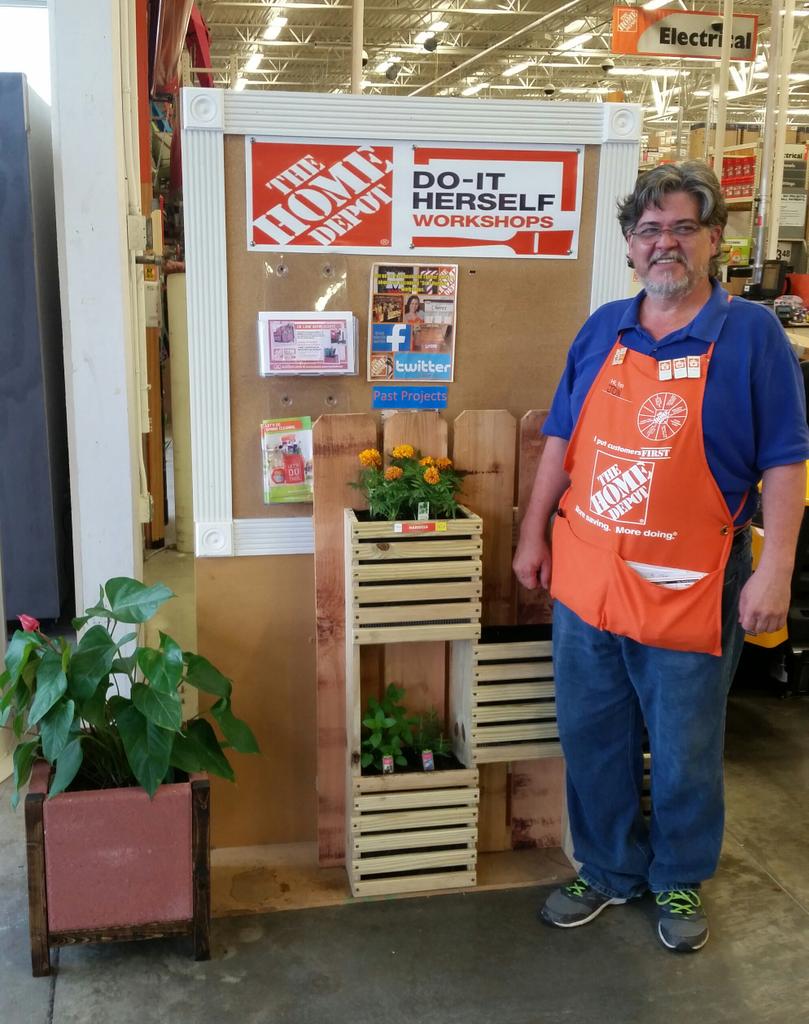 Dothan Home Depot tweet media