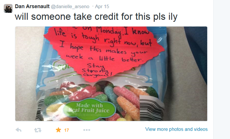 RANDOxxx's tweet photo. Happy I could turn your week around! :) @danielle_arseno http://t.co/lBUhOwTgw3