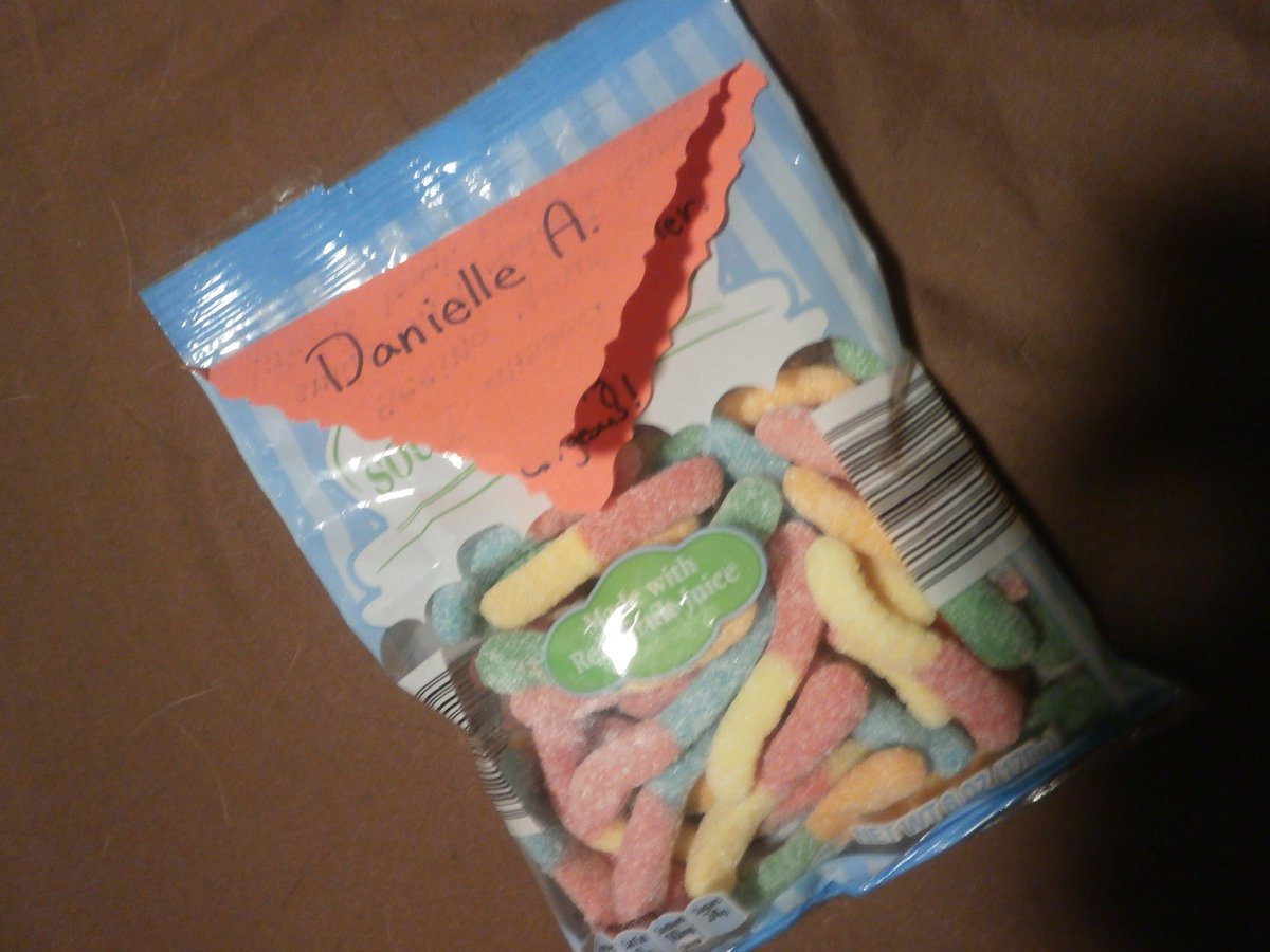 RANDOxxx's tweet photo. Happy I could turn your week around! :) @danielle_arseno http://t.co/lBUhOwTgw3