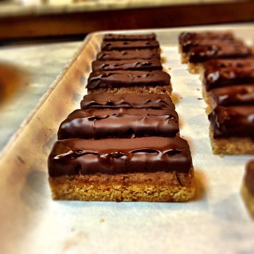 Hello from these #raw #vegan #glutenfree caramel bars just made. Open til 8pm tonight.