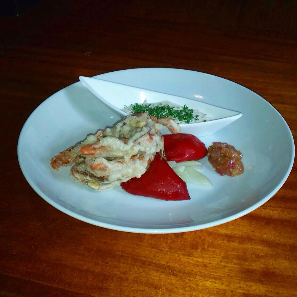 Soft shell crabs are here! Served w/ braised fennel, stuffed piquillos + pickled green tomato chutney. #softies