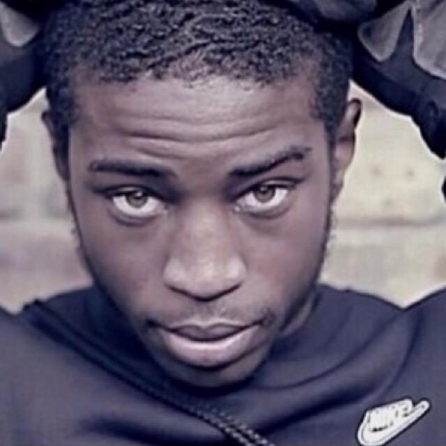 TrePerelly's tweet photo. Legend http://t.co/Mt7HYJdqas