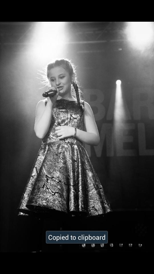 ChloeNetting's tweet photo. these girls are beautiful and they have amazing voices😍 love you Tilly and trin x http://t.co/Zj33cC414y