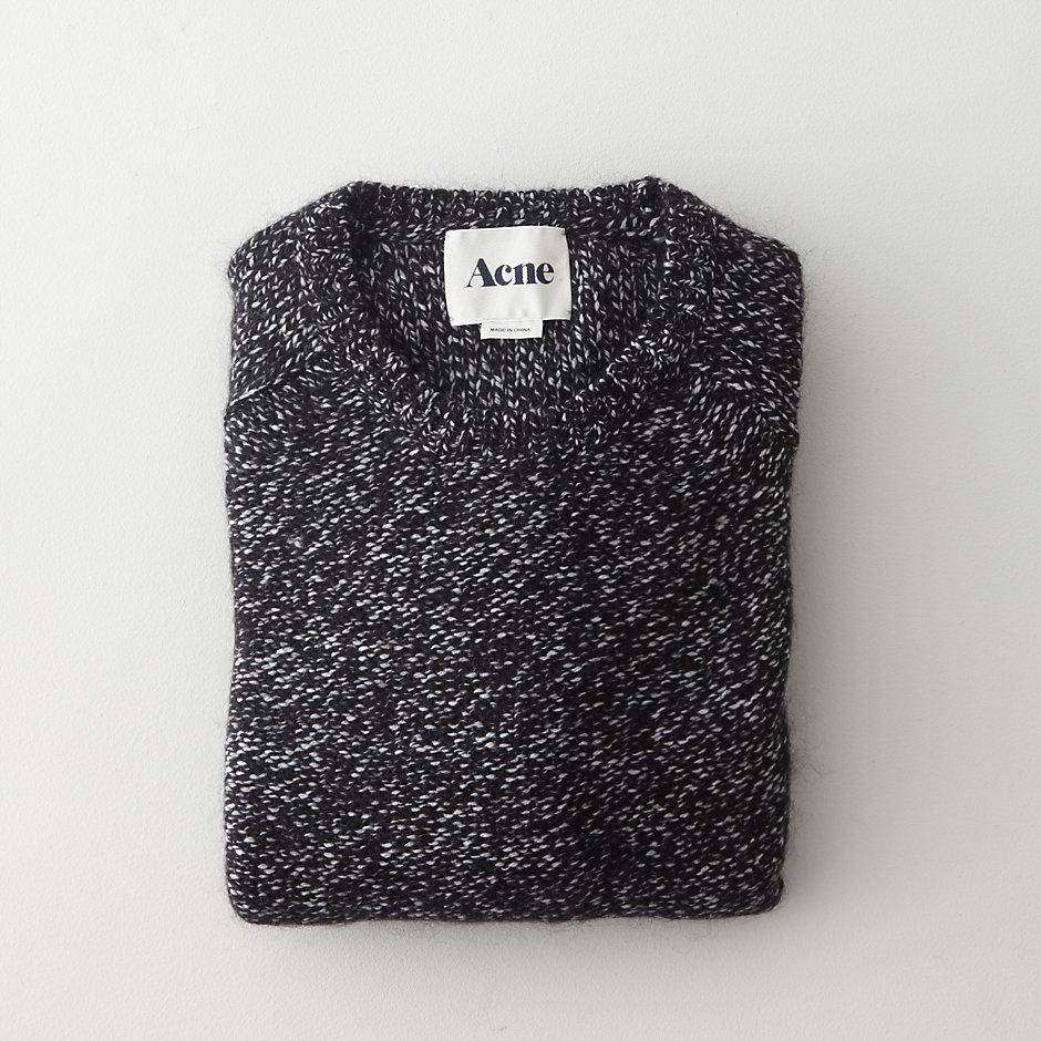 Trendkillv's tweet image. Acne