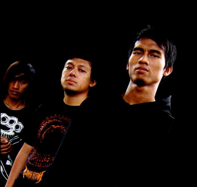 BlitarHighVoltage26/4/15InfoTicket_089669668080_by sms_Presale:20K+SoundingNationMERCH*OnTheSpot 25K <a href="/TKJDEATHMETAL/">TKJDEATHMETAL</a>