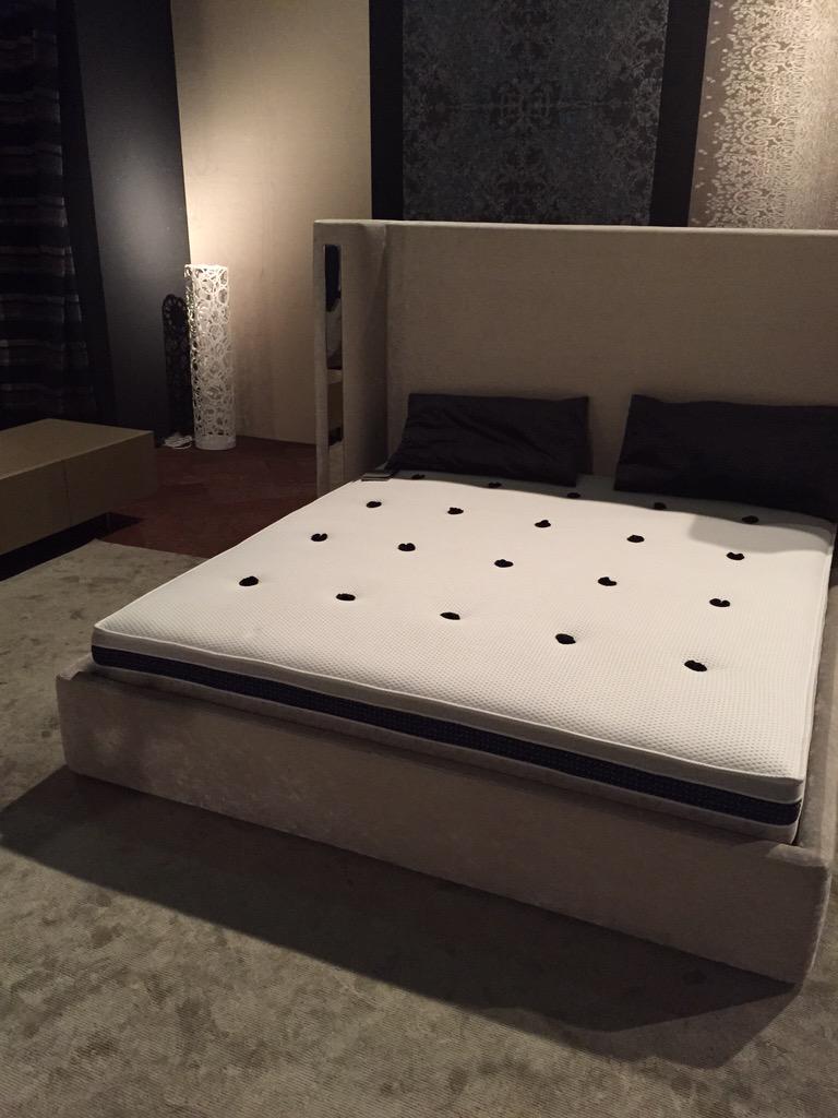 Morfeus_sleep's tweet photo. #FuoriSalone2015 #Salone2015 #breradesigndistrict Morfeus a Art&amp;Design di Roberto Semprini! http://t.co/tozQpo7Ci9