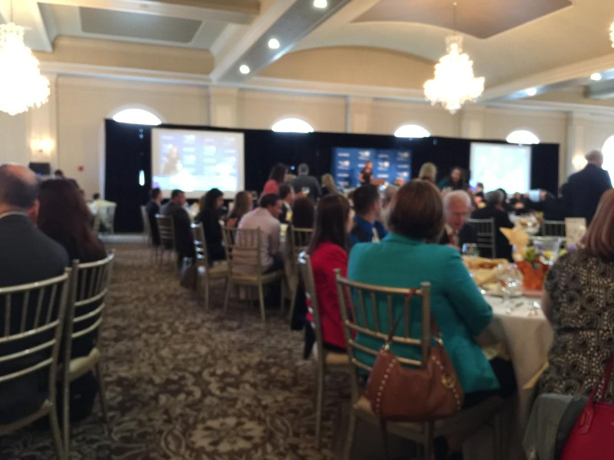 GWIM2's tweet image. #takingstepstogether just started!!  @kristenuwgw @UnitedWayofGW