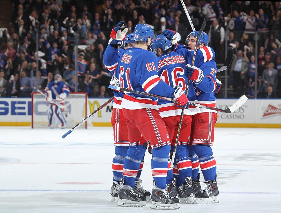 NYRangers's tweet image. VIDEO: @MSGNetworks provides highlights &amp;amp; analysis of #NYR 2-1 Game One victory tonight:  nyrange.rs/1b2E9l9