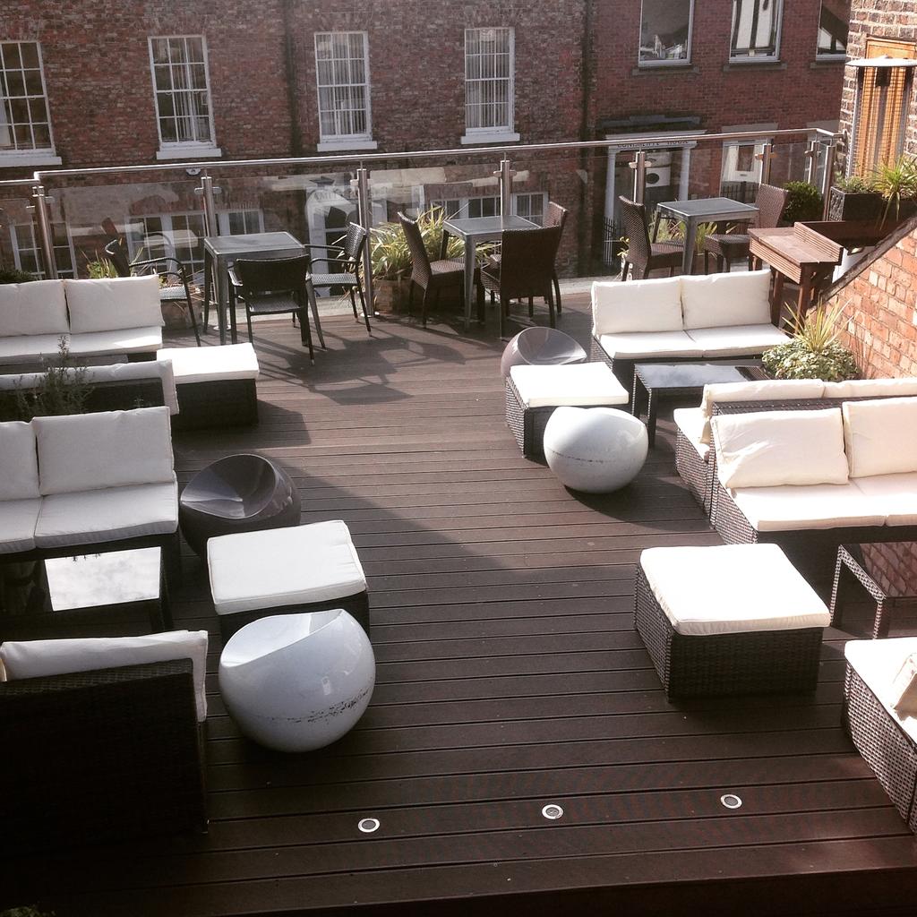 HashBarKitchen's tweet photo. New terrace seating @HashBarKitchen #hashbar http://t.co/VkCqSEcEYz