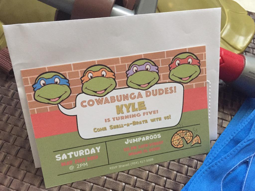 paperlifedhl's tweet image. #paperlife #ninjaturtles #birthdayinvitations check out my website for more custom creations paperlifebydhl.com/#about