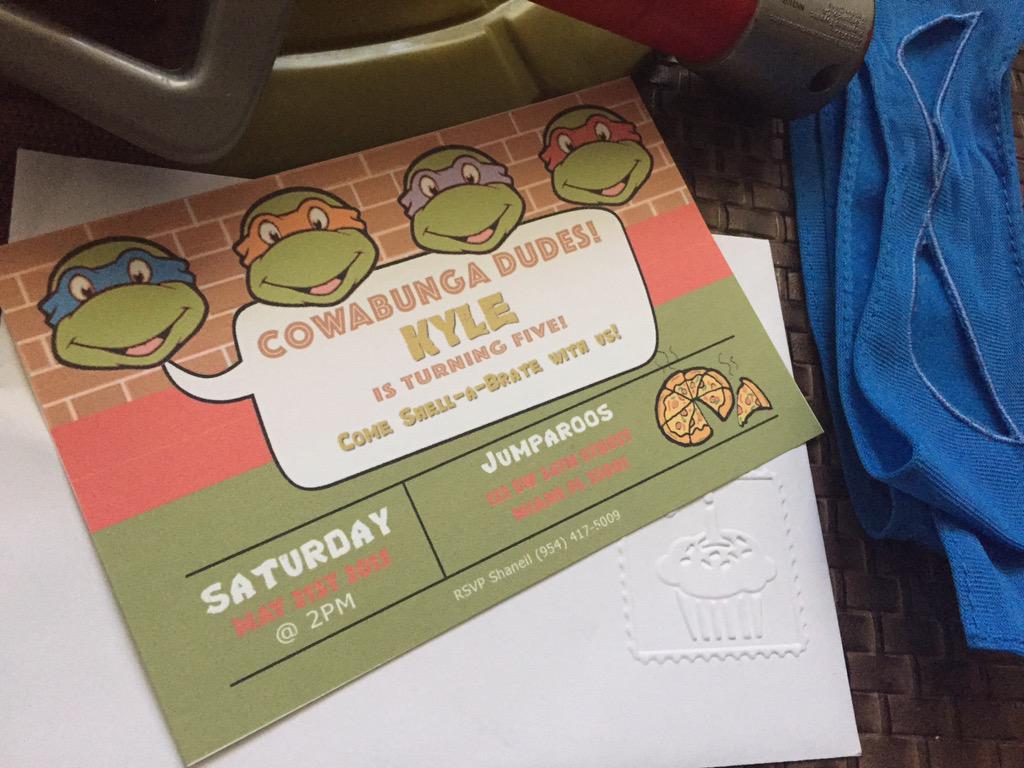 paperlifedhl's tweet image. #paperlife #ninjaturtles #birthdayinvitations check out my website for more custom creations paperlifebydhl.com/#about
