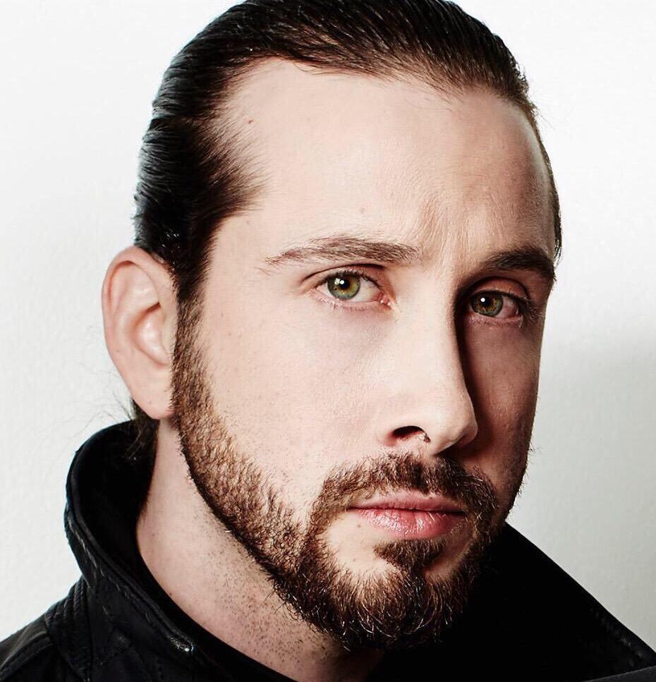 Hey guess what? ITS YOUR BIRTHDAY!!! HAPPY BIRTHDAY SEXY BASS MAN!!!! I hope you have the best day ever! 