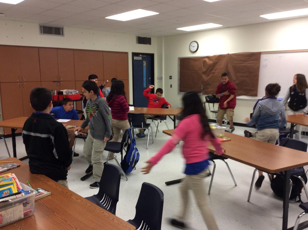 LCLessonPlans's tweet photo. Colclazier/Bush #synecticsnowball 4th period @WeisAtGISD @GISDGameOn #GISDGameOn #WeisROCKS http://t.co/JUPpD4aM6n