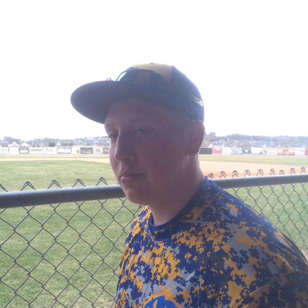 STMA_bench_crew's tweet image. #BPOTG goes to @AndrewHanson6 for sitting 35 consecutive innings and killing a monster spider! Well done my friend!