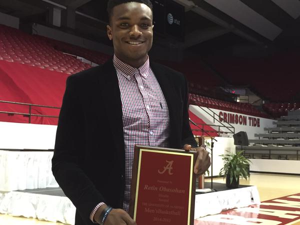 RollTideBBall's tweet photo. The 2015 Hustle Award goes to Retin Obasohan! (Picture: @AlabamaMBB) #RTR http://t.co/Ejx42VEL6n