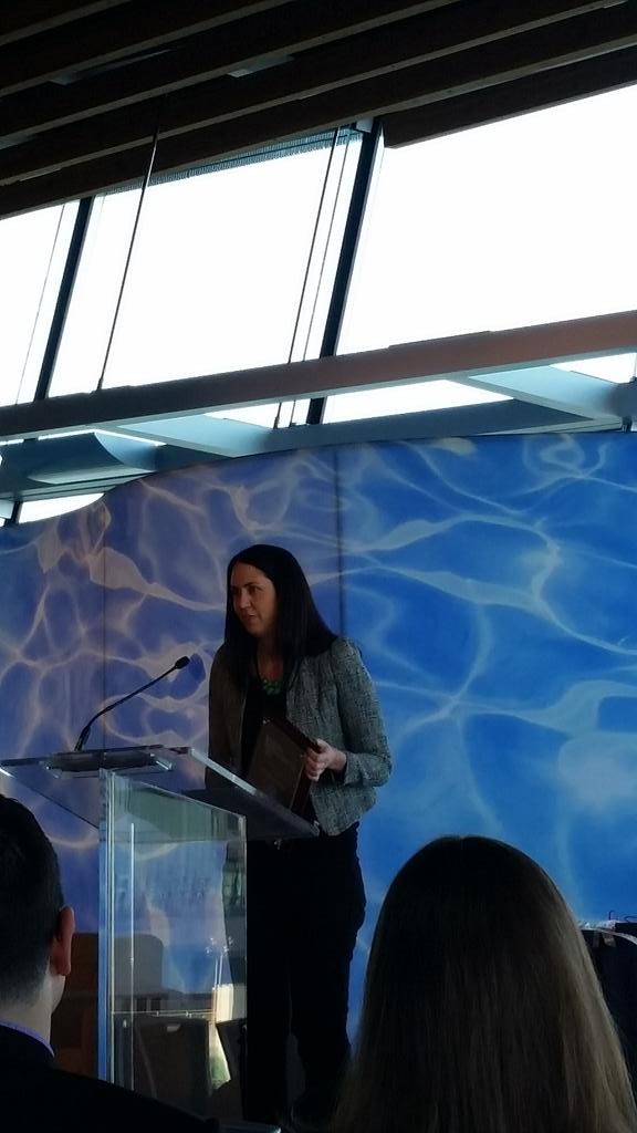 jackiedkavcak's tweet image. #NAMID2015 #mpibcchapter @MeetVancouver the winner of the  Influence Award, nice acceptance speech @andrealcaesar