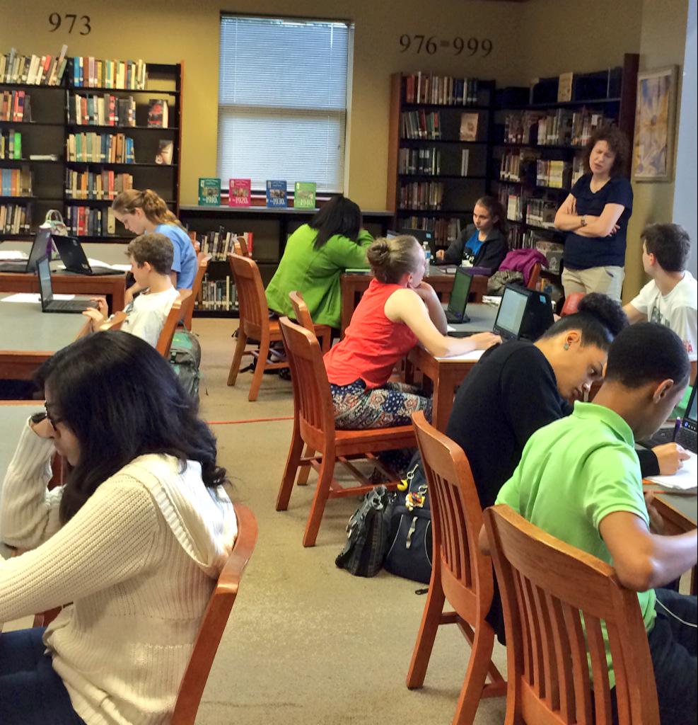 LibrarySVHS's tweet photo. The #AlabamaVirtualLibrary is a GREAT resource for academic research. Mrs Allinder's classes are using it. Are you? http://t.co/tNLPz3BXhy