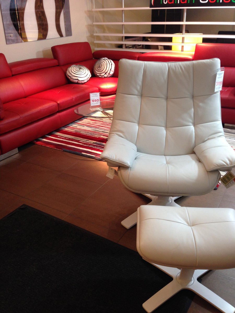 Signature_Lea's tweet photo. Win a Natuzzi Re-Vive Recliner ($3,495 value) Click http://t.co/YdF1g5K2IU  Contest ends 4.26.15 http://t.co/f0TmG1Wp2T
