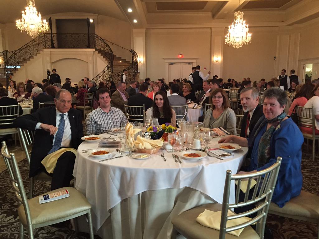 WaterburyBTS_'s tweet image. How great was the @waterburyhosp video!? @UnitedWayofGW #TakingStepsTogether #Me&amp;amp;theFam