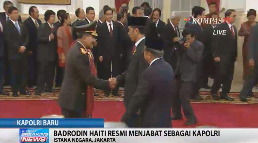 #BreakingNews Badrodin Haiti resmi menjabat sebagai Kapolri