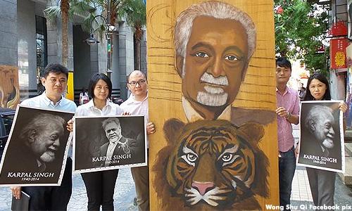 Embedded image permalink