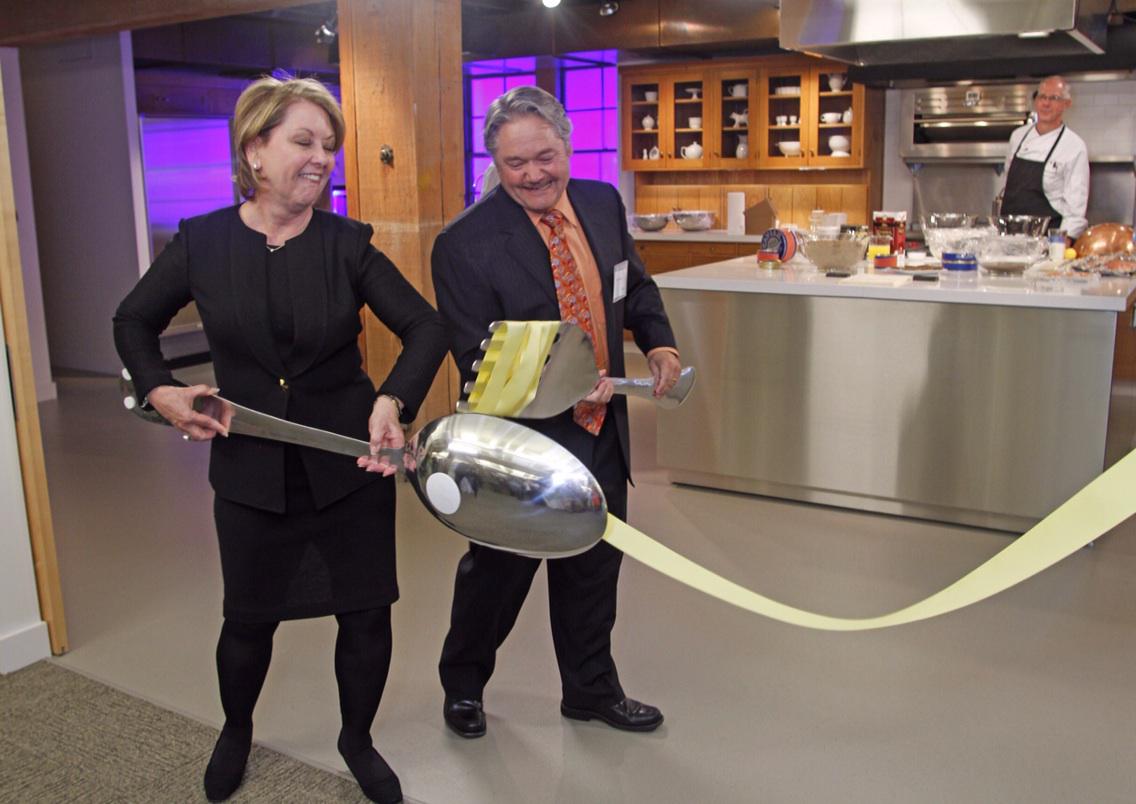 barrirafferty's tweet photo. Launching the #ketchumfoodstudio is @dschapman and @KetchumFood Linda Eatherton swirling the pasta. #ketchumpr http://t.co/StgL0TT7Xg