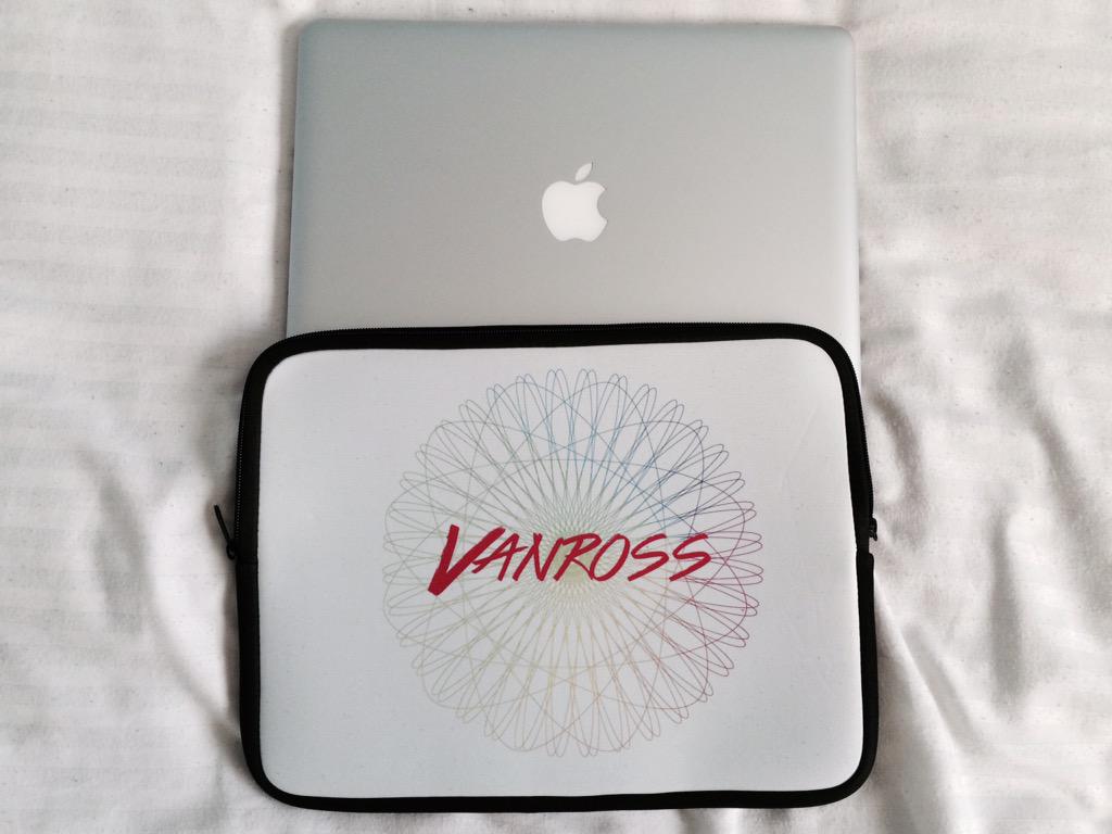 seandreiblats's tweet photo. Representing... Myself #vanross #macbookcase #dj #producer #portsmouth #southsea #merch #reboot #jamm http://t.co/mIdrr0ZCLK