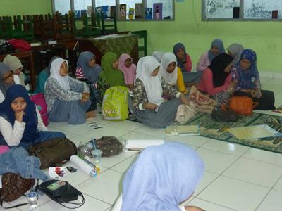 IPSsociality's tweet photo. #Girl's http://t.co/kdI88MHXBv