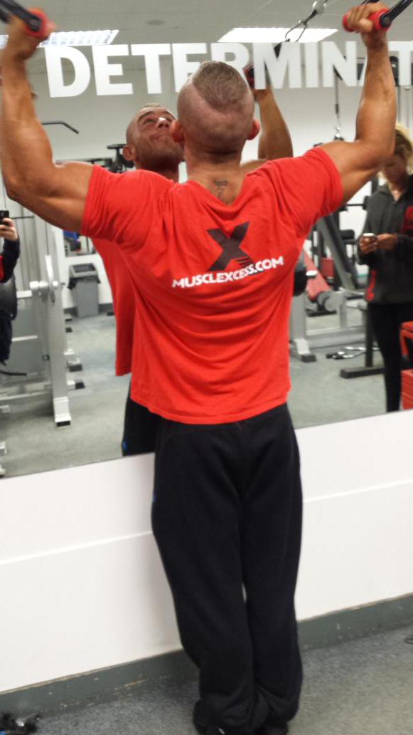 Alan_MuscleXces's tweet photo. Bi's with Ross Kerr http://t.co/PgUoIwhxSx