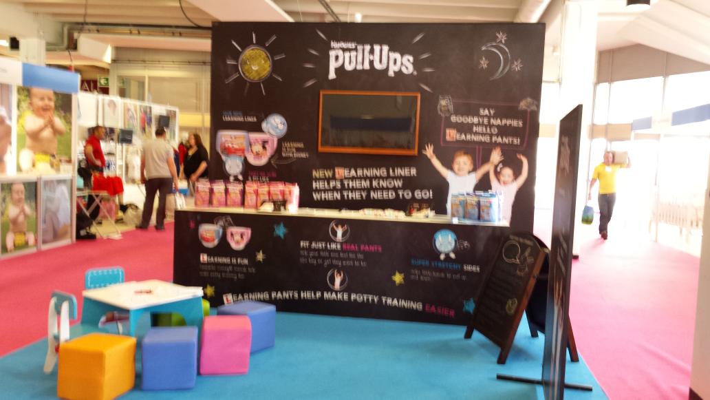 lucyhollister's tweet image. At Sandown Park today with Pull-ups #yestolearning