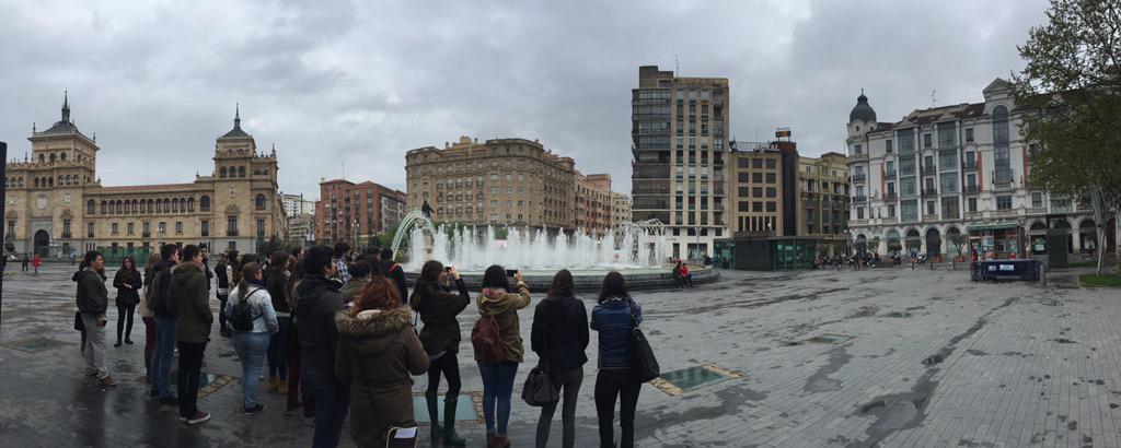 Manu_Cuadrado's tweet photo. #arquipaseoETSAV Plaza Zorrilla! http://t.co/NwBq71Apyk