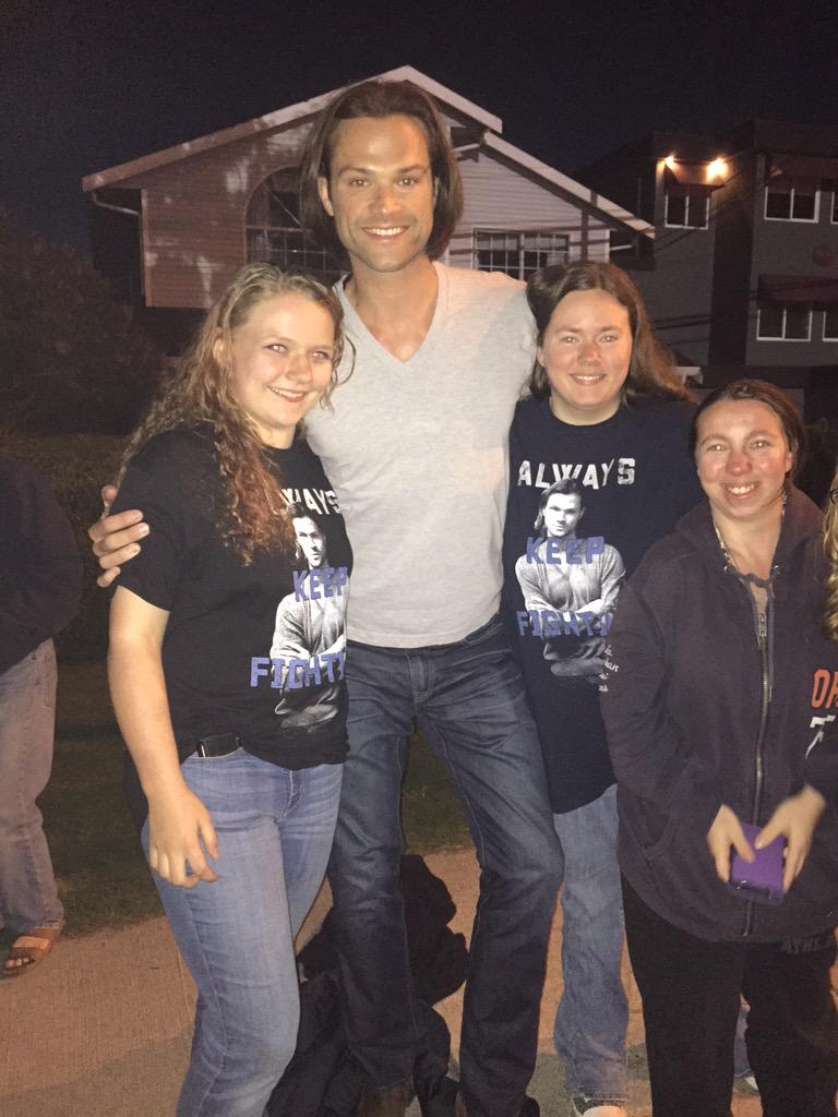 jarpad's tweet photo. My first experience with the original #AlwaysKeepFighting shirts in the wild!!! Yall look great! :) http://t.co/5EwBhotrfI