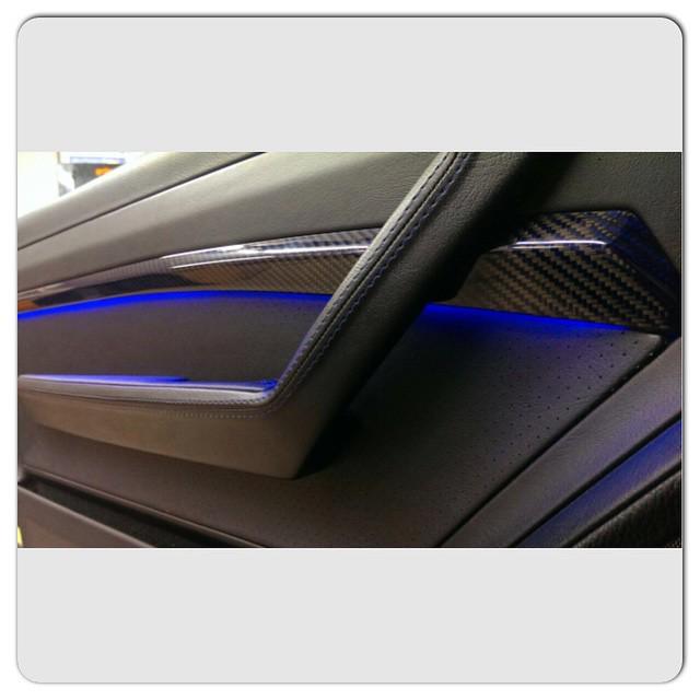 12voltronics's tweet image. More Car Audio:Cool lighting effect on these one of a kind custom doors by Kyle Golden! #MSFabArmy #MSFabTech #mobi…