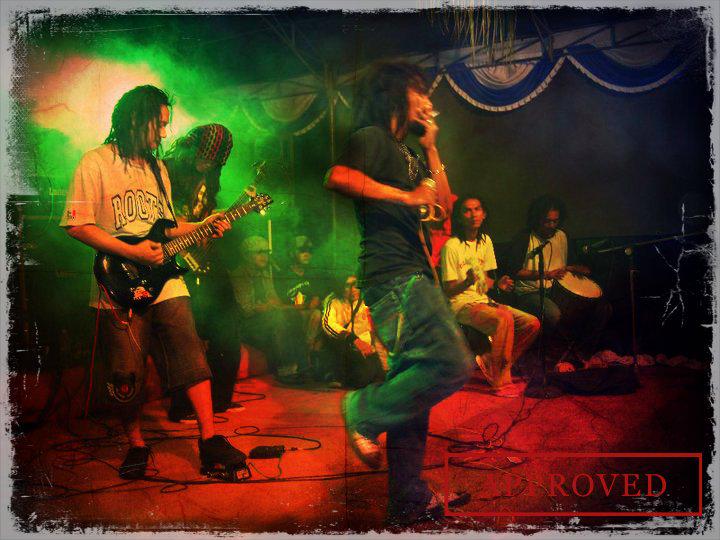 Uprisingreggae's tweet photo. RINDU TEBAL .@kikikavestyan @marc0ys @Ngayi_iyank @churutjimbawe @AbbayStuck http://t.co/uqt8KqibAk