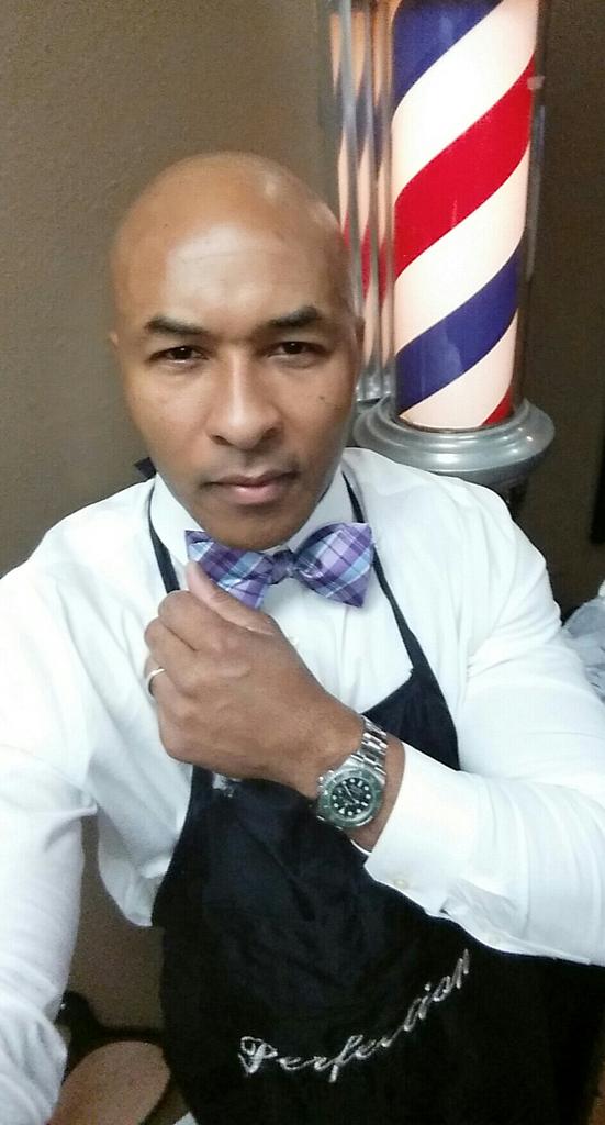 SRWeary_31's tweet image. #bowtieflow #perfectionbeautyandbarberstudio