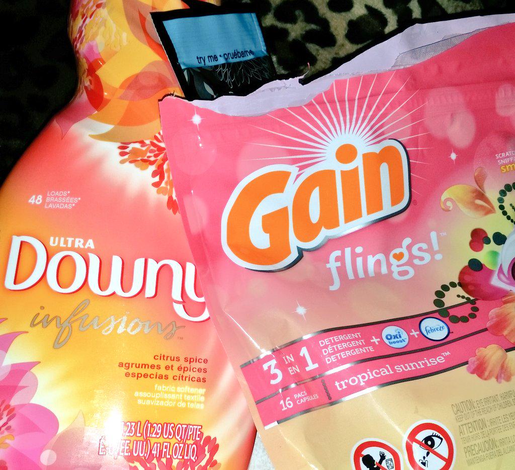 basicchix's tweet image. So i bought these before i left work today,
&amp;amp; I've never tried them but they smell so good.. @Gain @Downy #laundryday