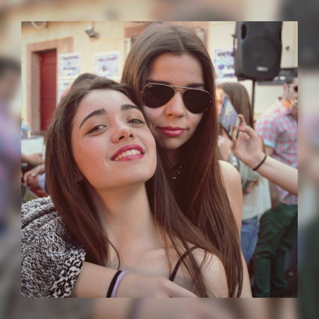 Luciaconpecas's tweet photo. Que te quierooo yo a ti @MercedesAyuso ❤ http://t.co/MiZDHFx2CY