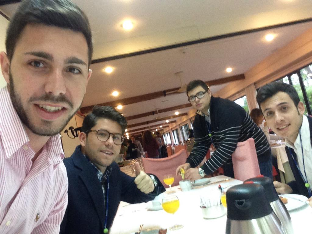 Guille_mbm's tweet photo. @llopezsanchez  Equipo DIVERSIDAD los primeros desayunando #nonstop #nightinpeñascales #viveDeloitte @Deloitte_ES http://t.co/DbRh90QIsl