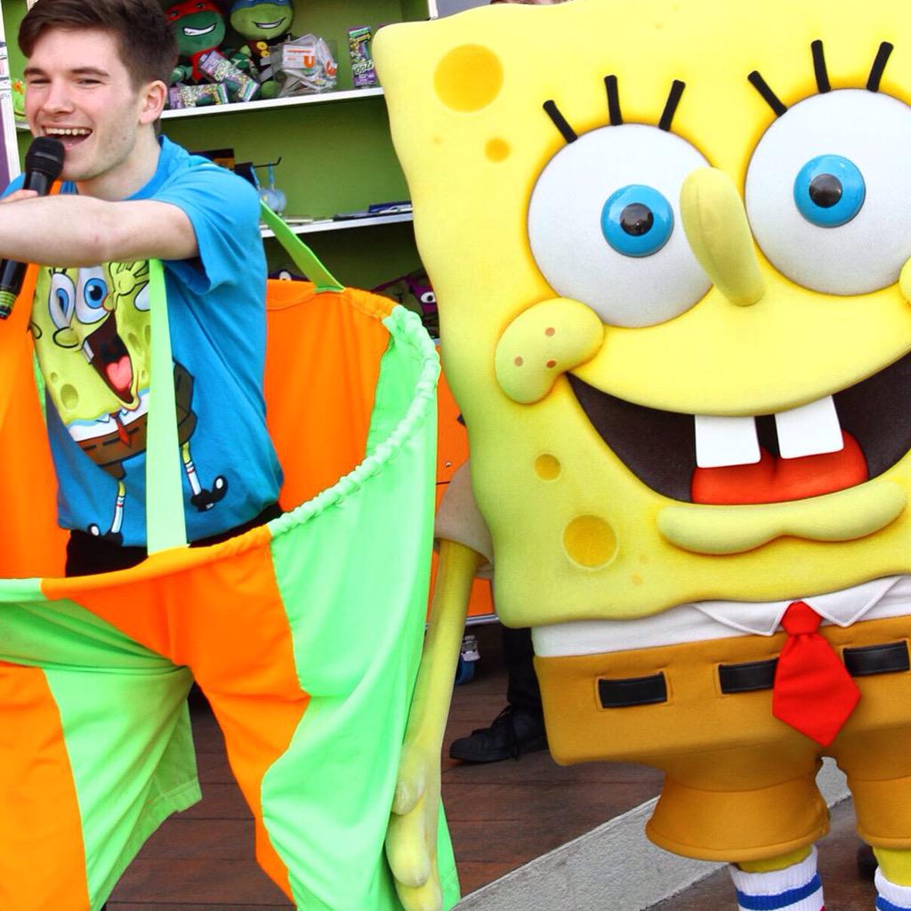 EntsTeamBPB's tweet photo. Are you #TeamSB or #TeamPat ? Join in #DoingTheSponge event @Pleasure_Beach #NickelodeonLand #blackpool http://t.co/Bb9z8X3vOB