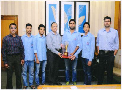 YCCE won the runner up Trophy in Intercollegiate Chess Tournament organized by RTM Nagpur University for session14-15