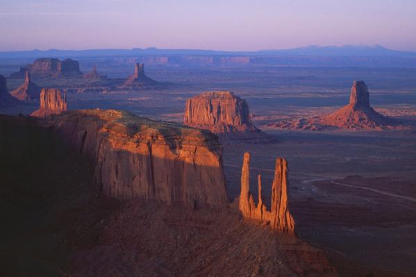 _Paisajes_'s tweet photo. Monument Valley, un paraíso rojo http://t.co/9TqhZgOV91