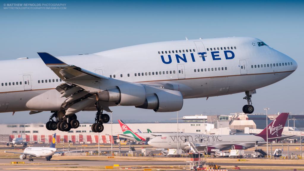N198UA @united @Boeing @b747fanclub seen about to touchdown on runway 27R at @HeathrowAirport UA901 from SFO #avgeek